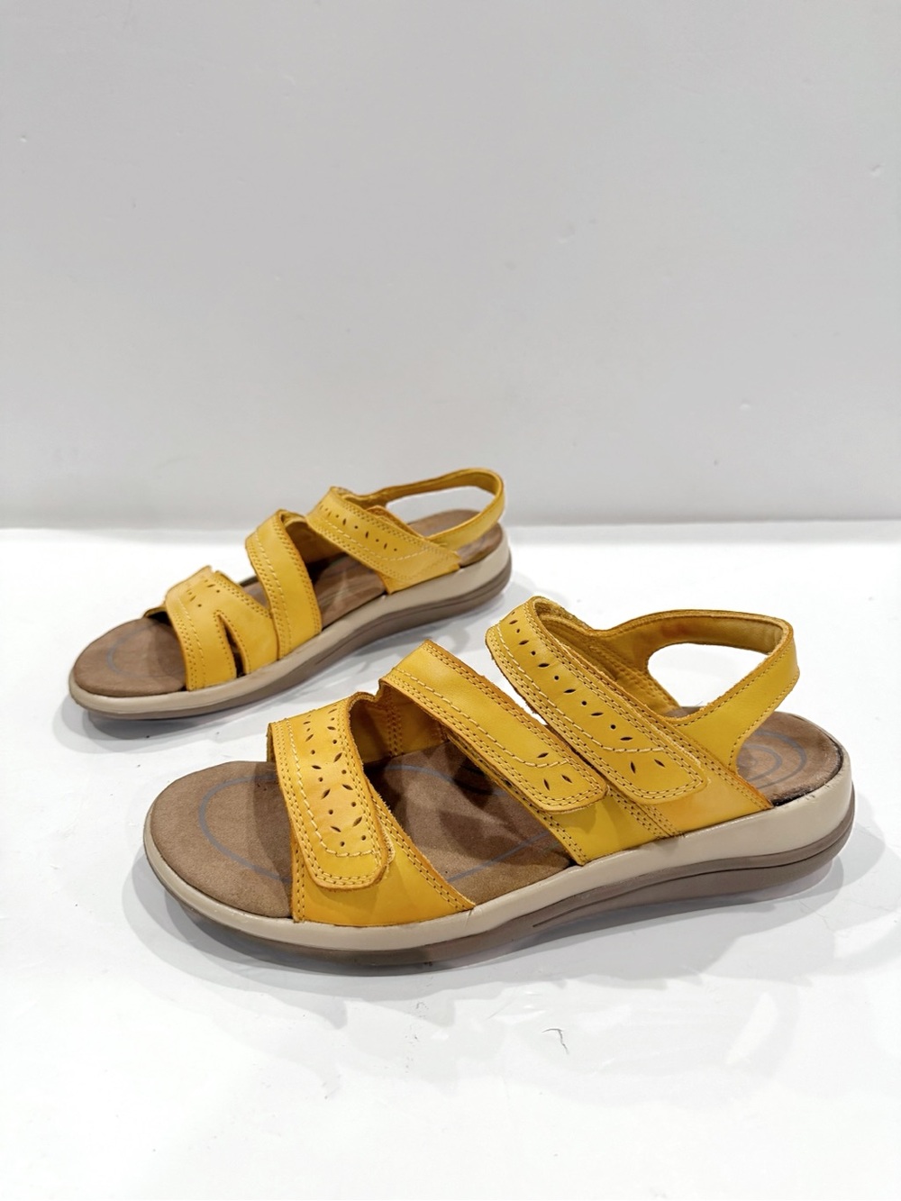 Orthofeet Women 8.5 M Yellow Leather Comfort Walking Sandals Boho Casual